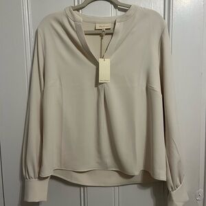 MELLODAY NWT Cream Blouse
